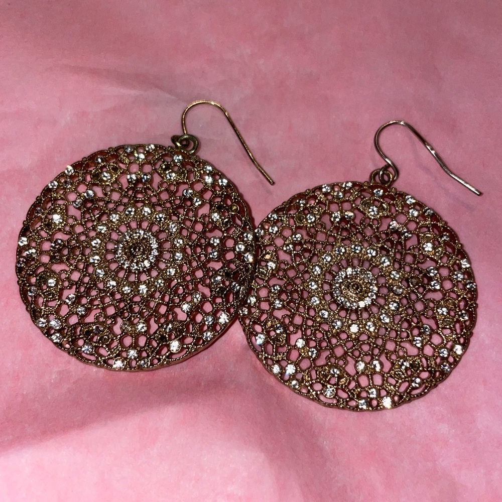 Forever 21 Gold Filigree Earrings